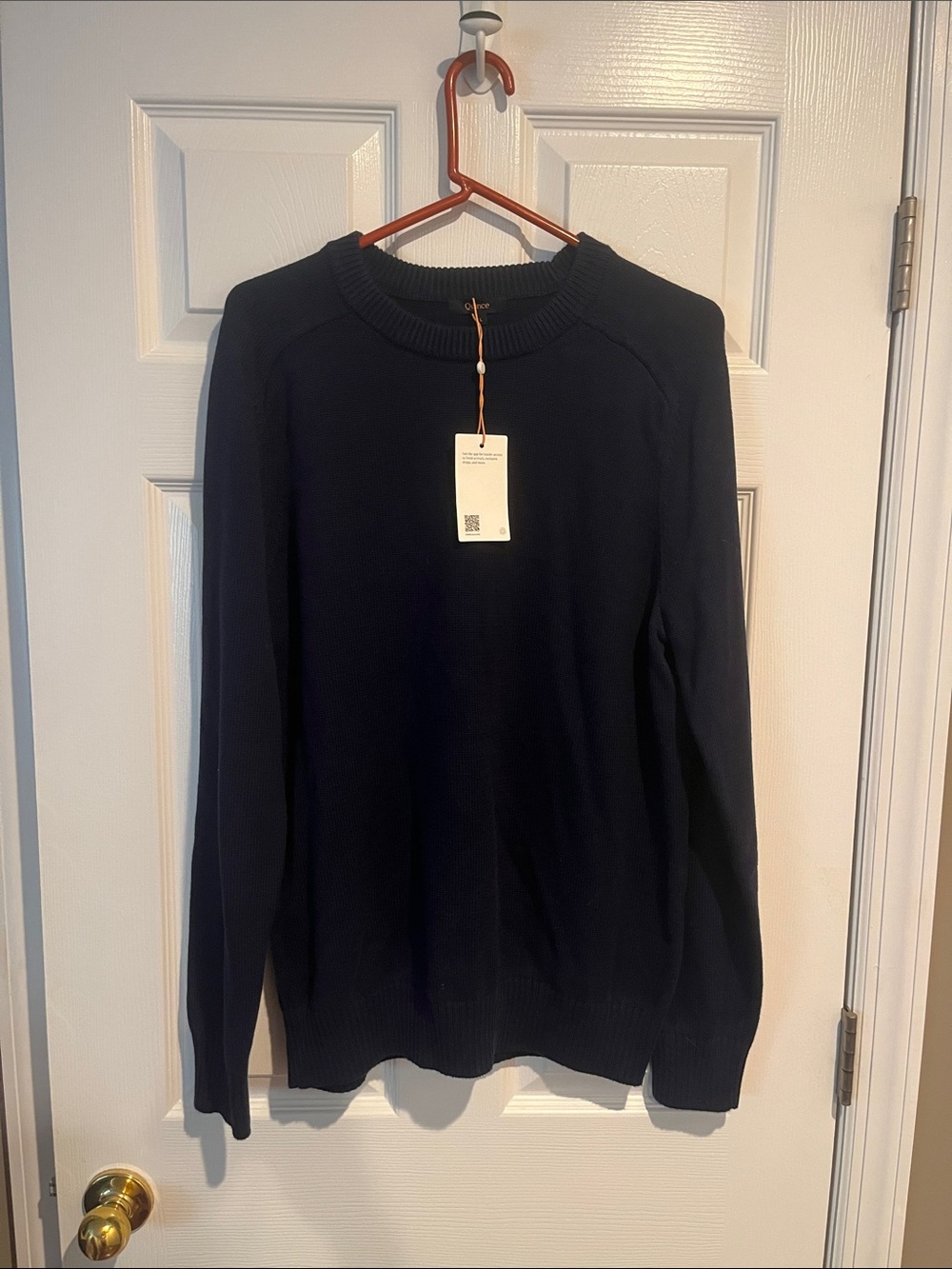 Quince Men's Crewneck Sweater in Navy